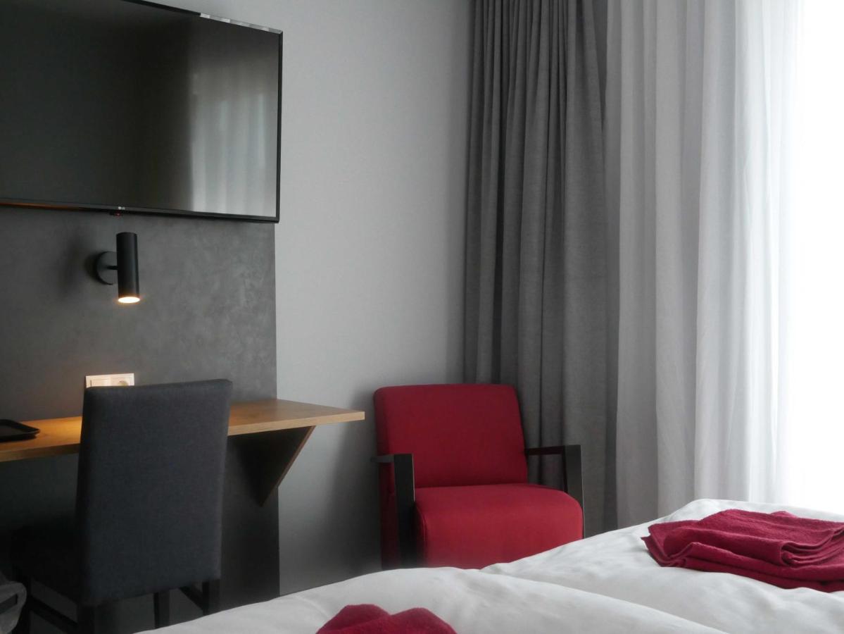 Hotel Linde-Sinohaus Лустенау Экстерьер фото
